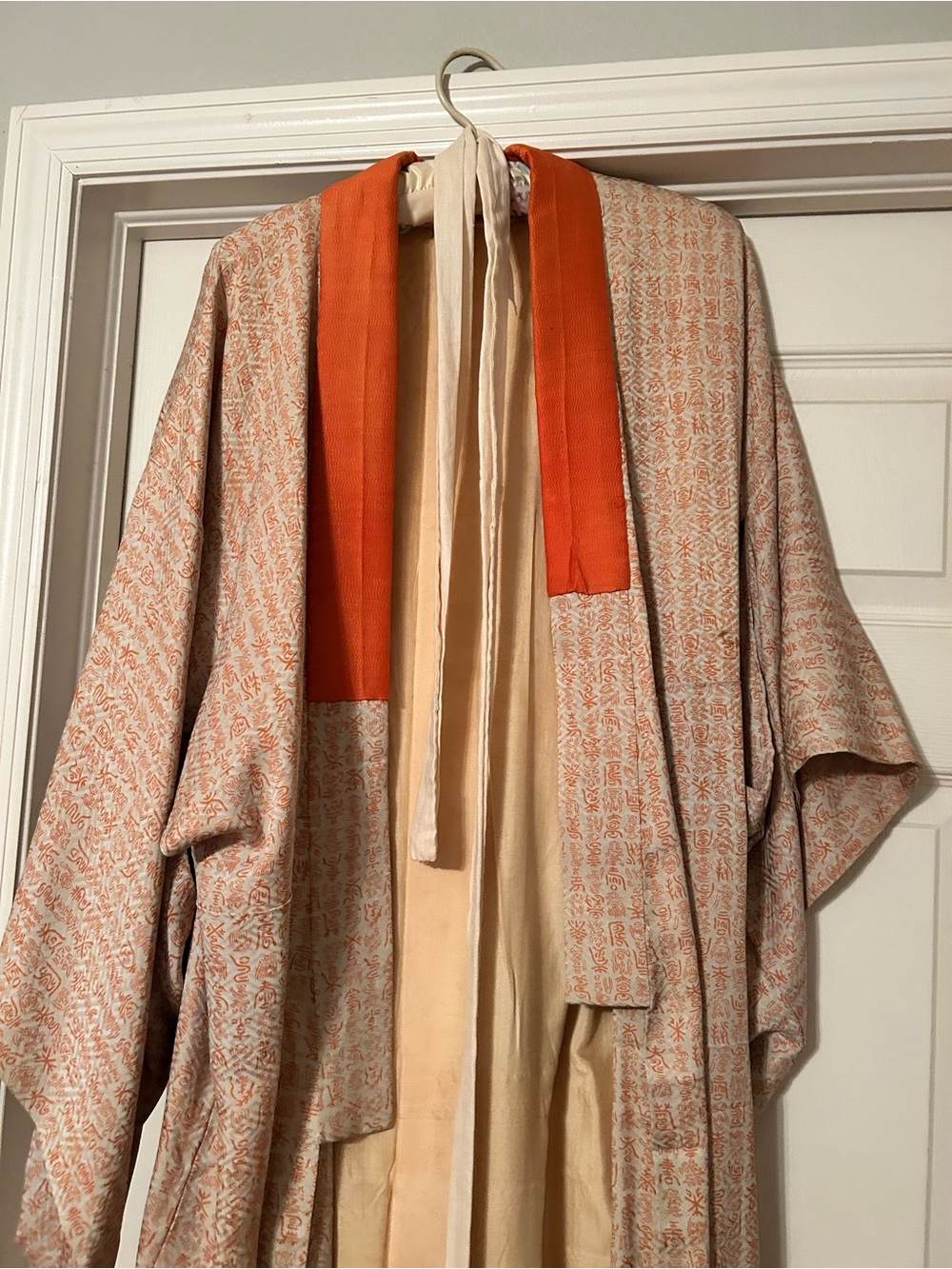 Vintage Peach Kimono Robe with Orange Trim